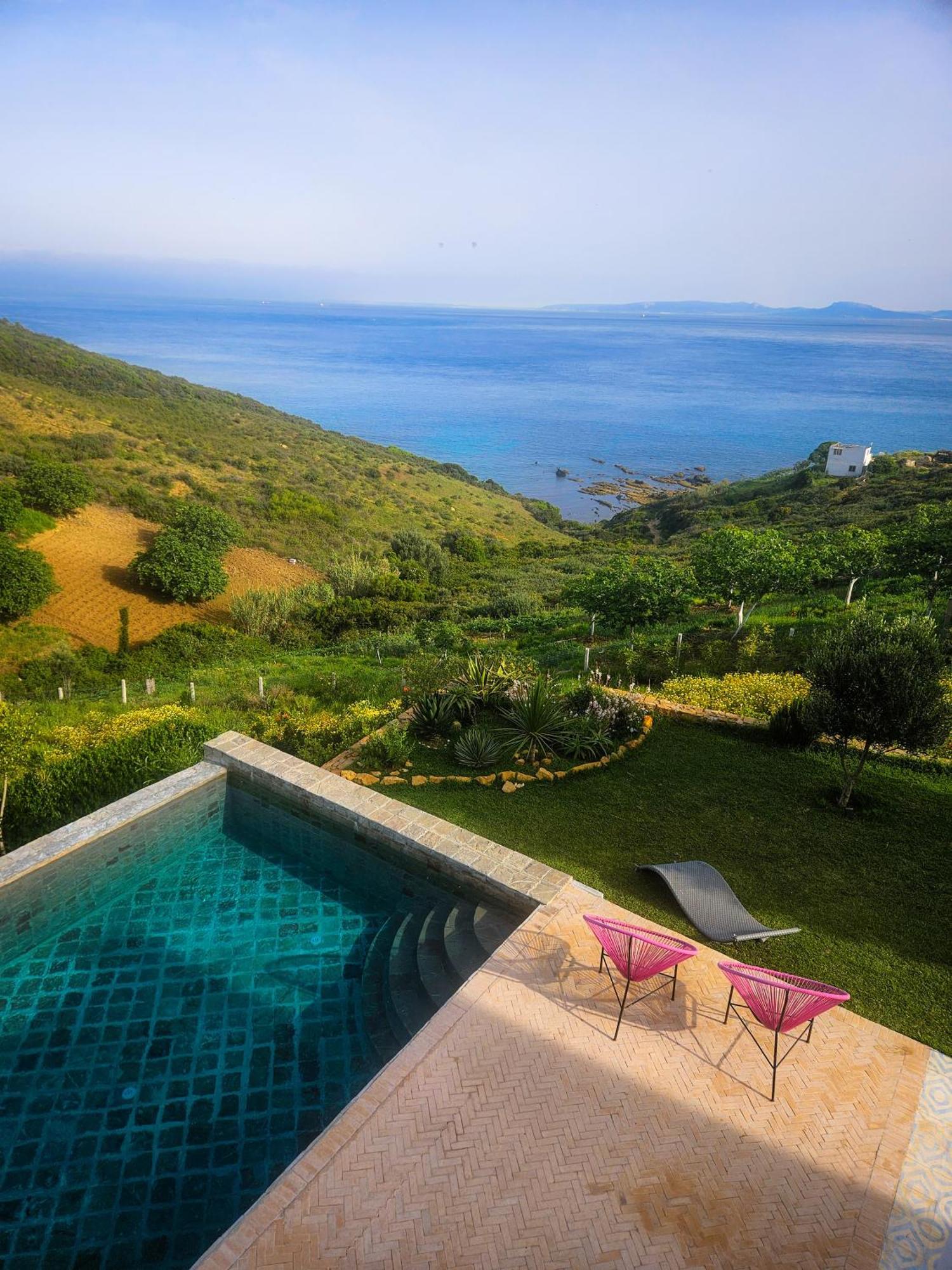 Tres Belle Avec Piscine Et Vue Incroyable Sur Mediterannee Villa